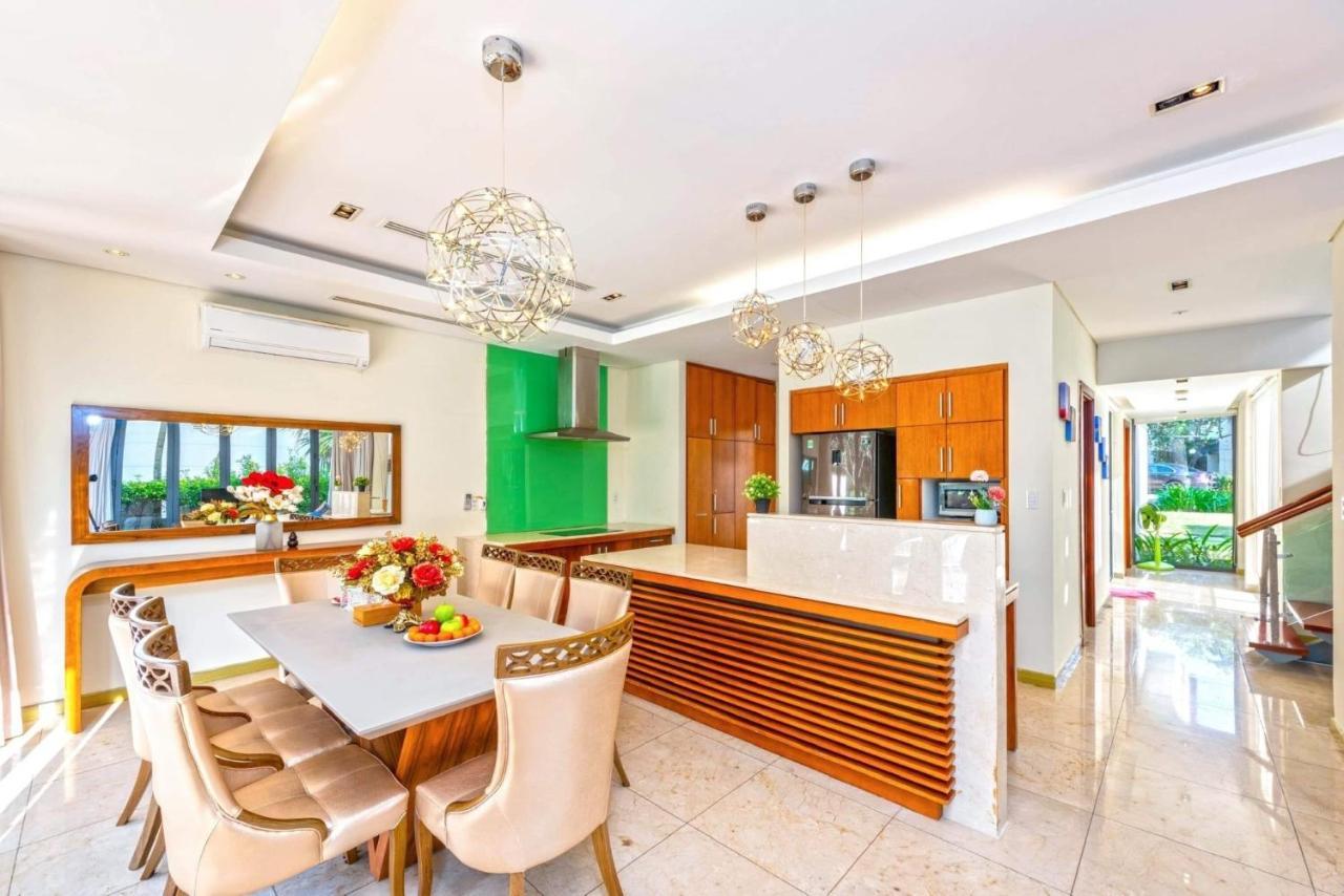 Ocean Villas Da Nang Exterior photo