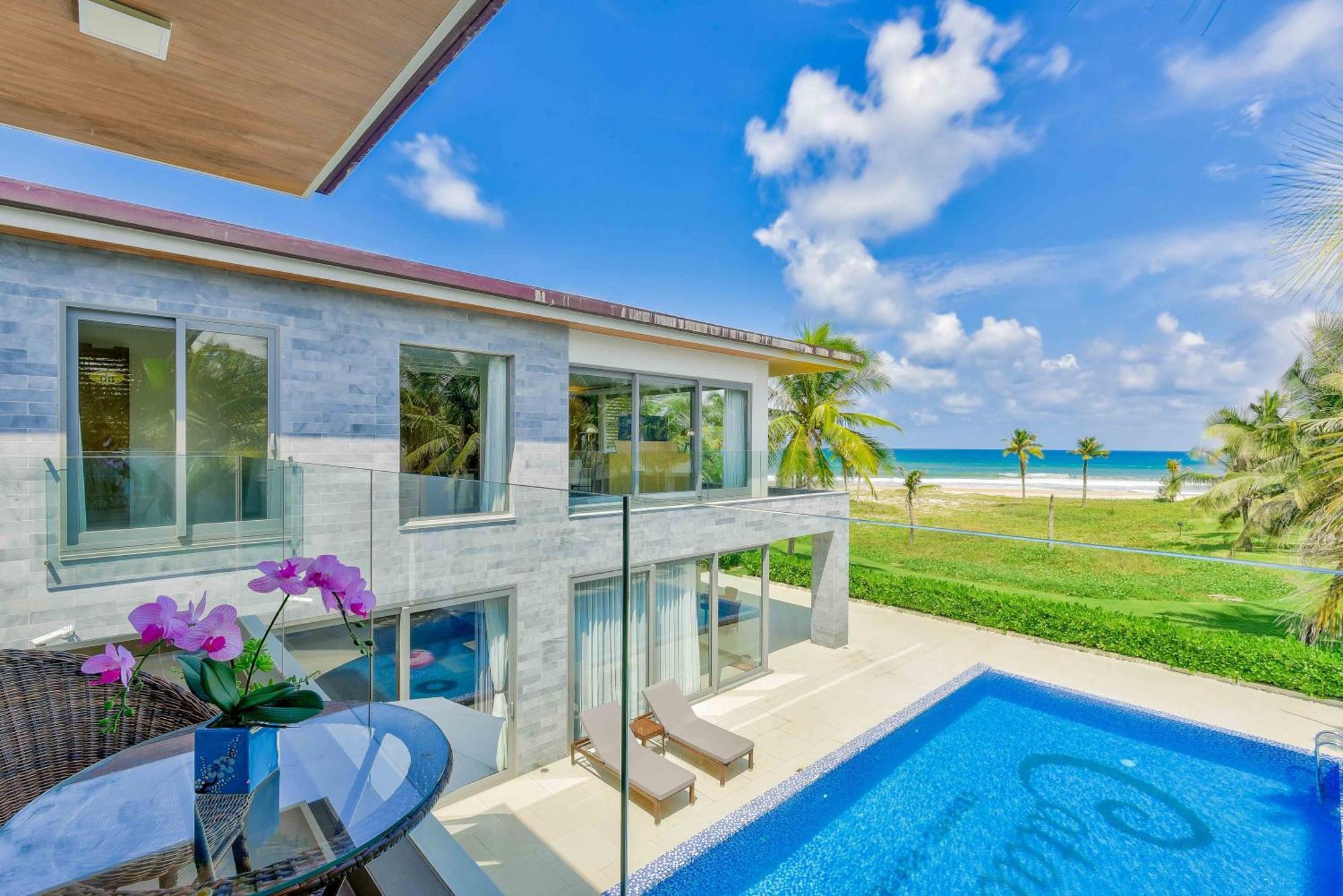 Ocean Villas Da Nang Exterior photo