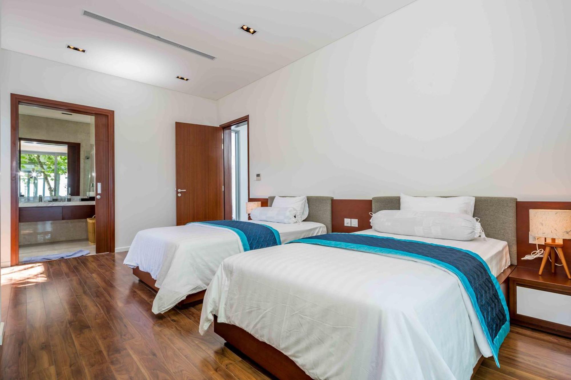 Ocean Villas Da Nang Exterior photo